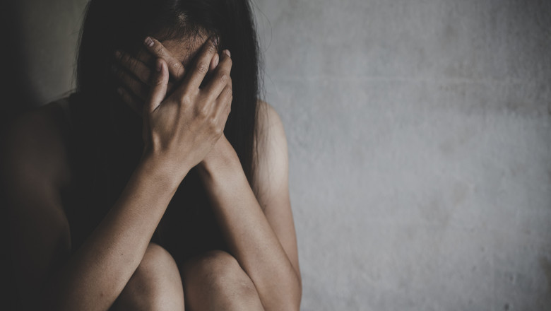 Sapte barbati din Dambovita sunt cautati de politisti dupa ce au intretinut relatii sexuale cu o fata de 14 ani Imagine