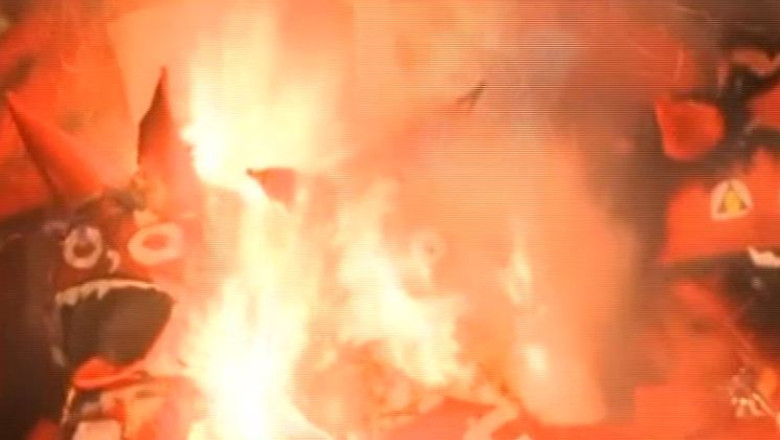 Sarbatoare in Guatemala. Ritualul arderii diavolului da startul sarbatorilor de Craciun Imagine