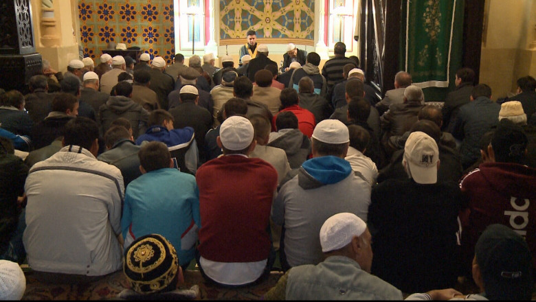 Sarbatoarea musulmanilor. 250 de animale au fost sacrificate si impartite celor saraci Imagine