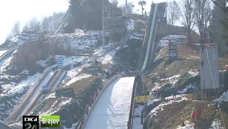 Sarituri cu schurile, in weekend la Rasnov Imagine