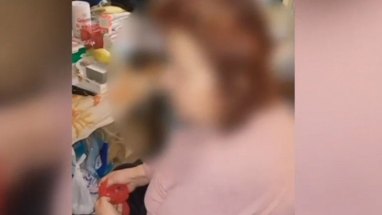 Sase batrani din Bucuresti casatoriti cu forta si sechestrati pentru bani si case. 10 persoane au fost retinute Imagine