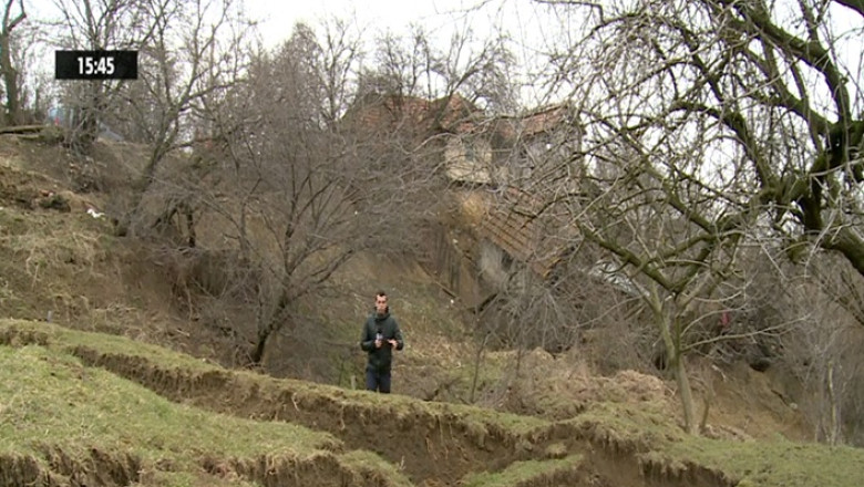 Satul din Romania care se scufunda Imagine