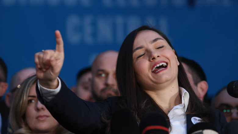 Scandal in Parlament. De ce a fost amenintata Anamaria Gavrila cu evacuarea din sala de plen Imagine