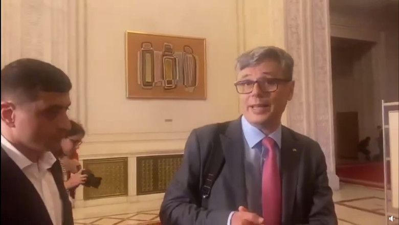 Scandal in Parlament pe legea offshore. Simion l-a facut „hot” pe Popescu si a imbrancit un deputat PNL Imagine