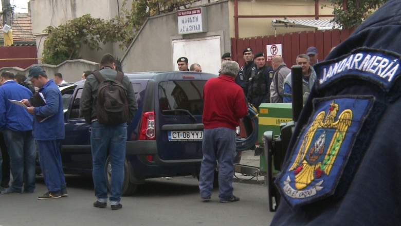 Scandal in Piata Chiliei. Zeci de oameni au fost debransati pentru neplata apei Imagine