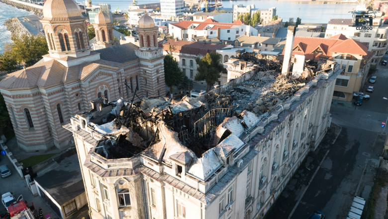 Scandal la Constanta dupa incendiul de la Arhiepiscopie. „City-managerul municipiului Constanta a lansat informatii false” Imagine
