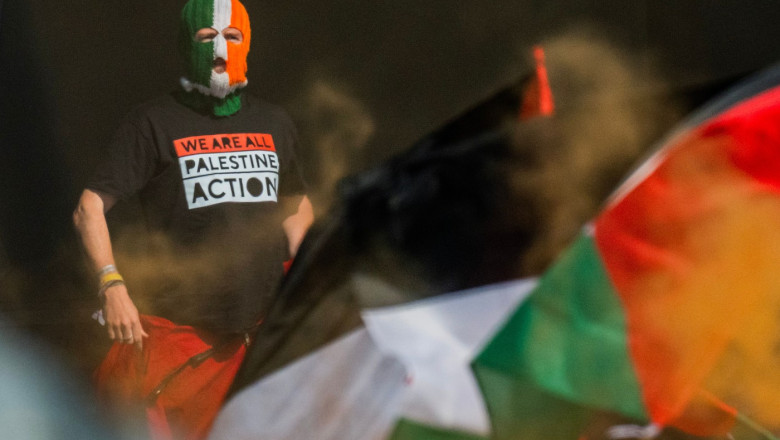 Scandal la Festivalul Glastonbury. Doua trupe au transmis mesaje anti-Israel pe scena. Organizatorii s-au declarat „ingroziti” Imagine