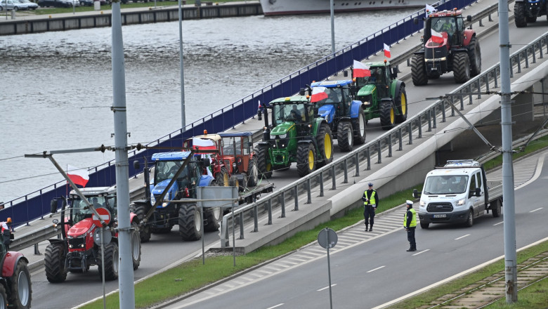 Scandalul cerealelor din Ucraina. Ministrul agriculturii din Polonia si-a dat demisia Imagine