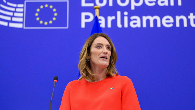 Scandalul Roberta Metsola: presedinta PE, casatorita cu un lobbyist, exceptata de la declararea conflictului de interese | Politico Imagine