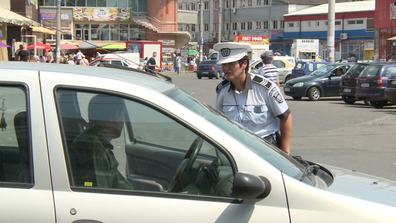 Scaunul auto pentru copii, obligatoriu din 14 februarie Imagine