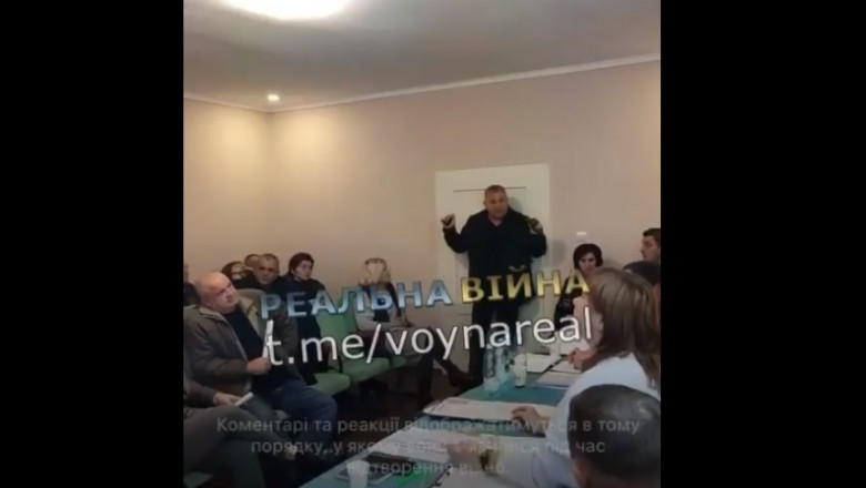 Scene de groaza in Ucraina. Un consilier local din Transcarpatia a detonat doua grenade in timpul unei sedinte. Un mort si 26 de raniti Imagine