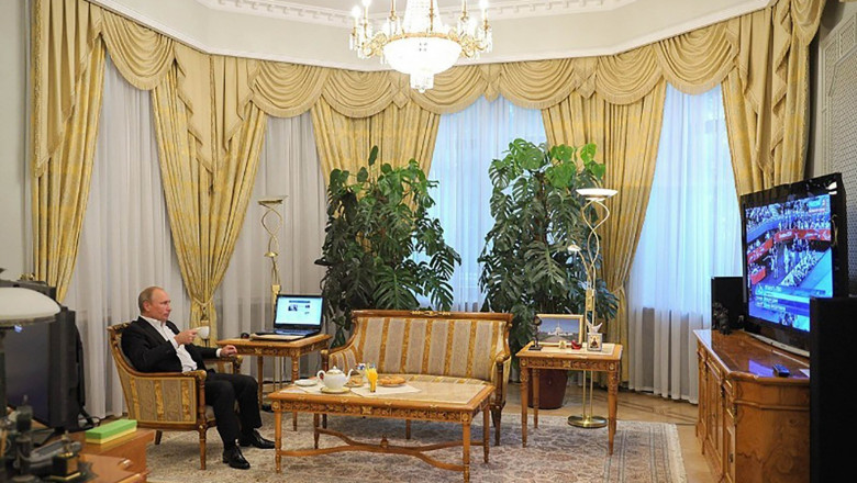 Schemele dubioase prin care Vladimir Putin le-a cumparat case de lux fiicelor sale si fostei sotii Imagine