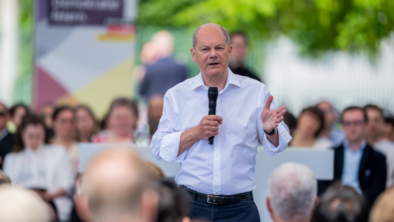 Scholz refuza ca armele oferite Ucrainei de catre Germania sa fie folosite pe teritoriul Rusiei Imagine