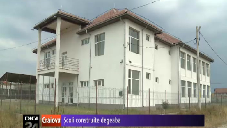Scoala construita degeaba intr-o comuna din Gorj. Nu a fost data in folosinta niciodata Imagine