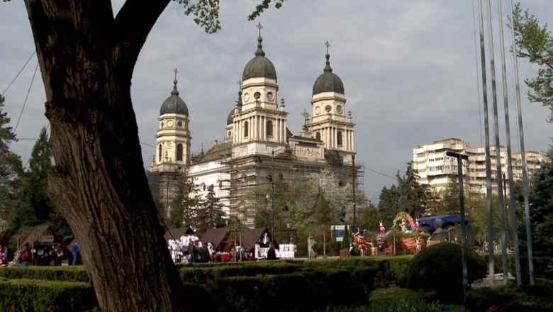 Scoala gimnaziala administrata de Biserica, la Iasi Imagine