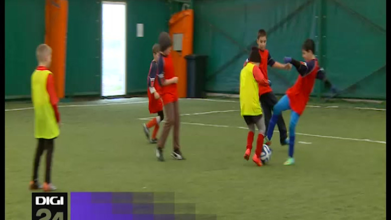 Scoala „Oltea Doamna" a castigat olimpiada scolara la fotbal Imagine