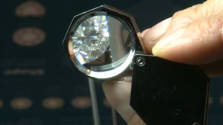 Scoala pretioasa. Dan Giurgiu este unul dintre primii romani calificati in lucrul cu diamantele Imagine