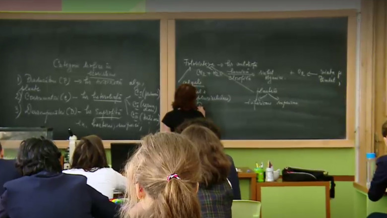Scolile din Romania se inchid pe banda rulanta. A ramas doar un sfert dintre cele care existau acum 20 de ani Imagine