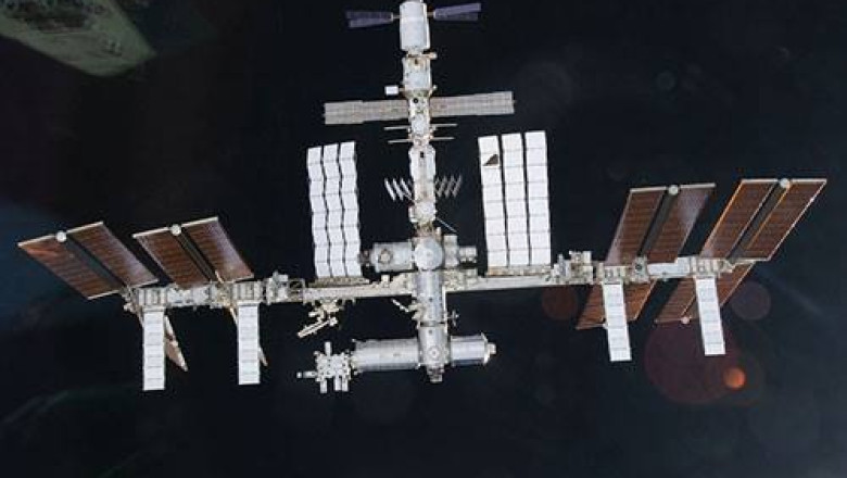 Scurgere de amoniac pe Statia Spatiala Internationala Imagine