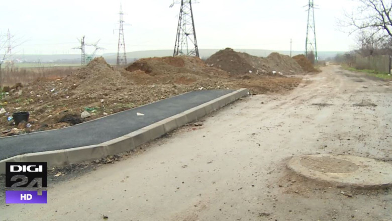 Se intampla la Craiova: o strada din camp are canalizare, in timp ce oamenii din zona asteapta de zece ani racordarea la retea Imagine