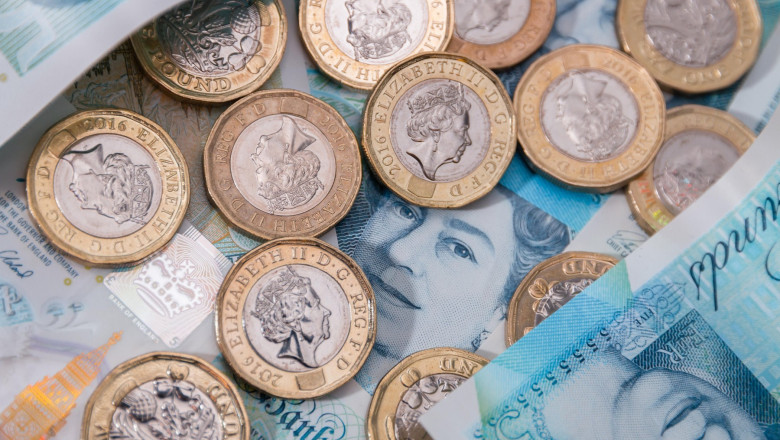 Se schimba banii in Marea Britanie. Moartea reginei are efecte directe in viata britanicilor Imagine