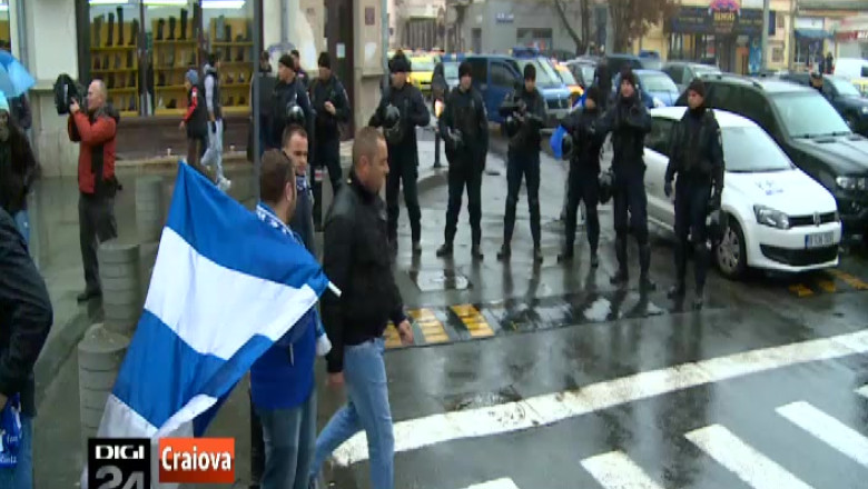 Se vrea o singura echipa in Craiova  Imagine