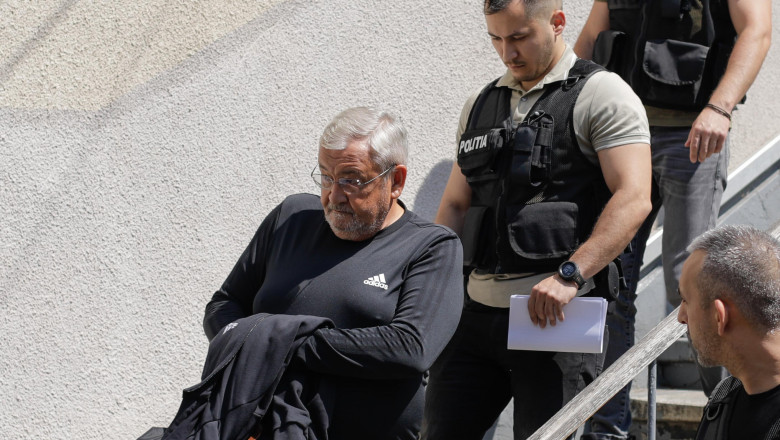 Sebastian Vladescu s-a predat. Fostul ministru al Finantelor a fost condamnat definitv la 7 ani si 4 luni de inchisoare Imagine