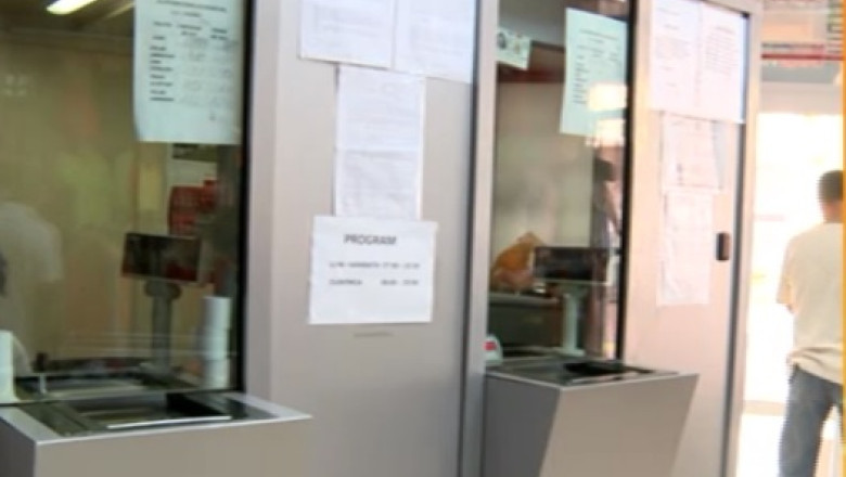 Sechestrati in casa de amanet. Doi angajati, acuzati de patron ca au furat obiecte de valoare Imagine