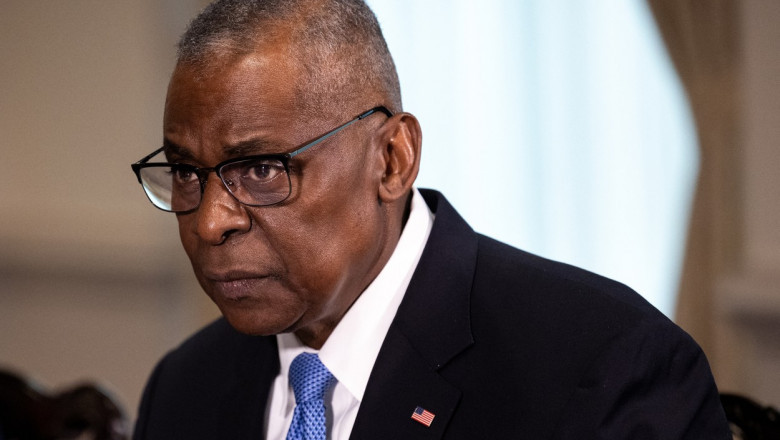 Secretarul american al Apararii, Lloyd Austin, a fost internat la terapie intensiva Imagine