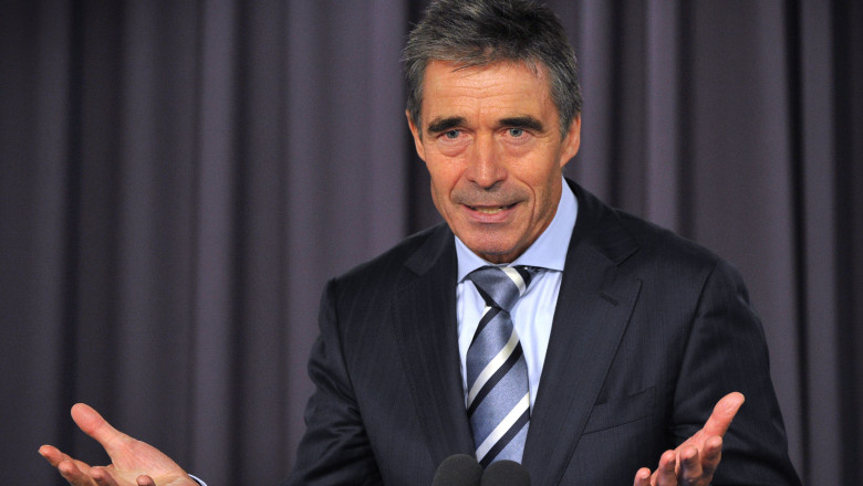 Secretarul general al NATO, Anders Fogh Rasmussen, face vineri o vizita in Romania Imagine