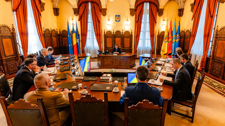 Sedinta CSAT convocata de Nicusor Dan dupa incidentul cu drona din Galati s-a incheiat. Presedintele va face declaratii de la ora 14:30