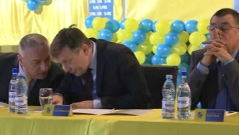 Sedinta de urgenta la PNL. Participa Crin Antonescu si mai multi vicepresedinti ai partidului Imagine