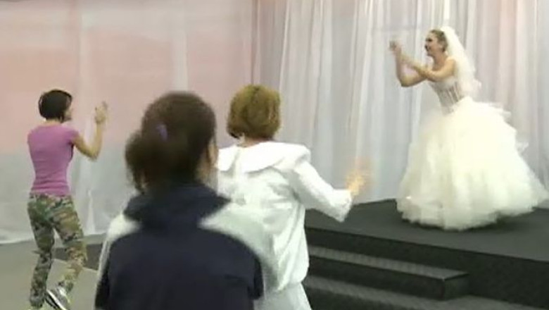 Sedinta de zumba in... rochie de mireasa Imagine