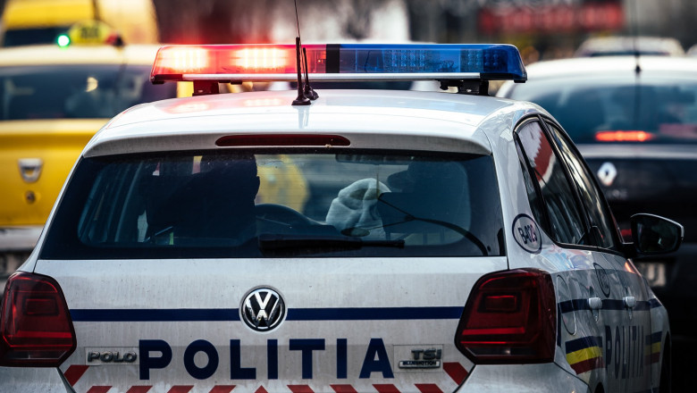 Sef din Politia Locala Iasi, acuzat ca a violat o fetita de 11 ani. Victima ar fi fost amenintata cu cutitul Imagine