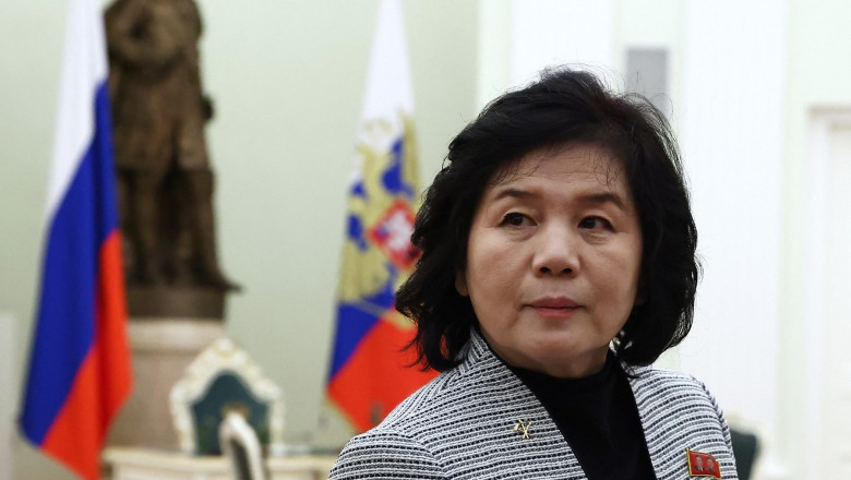 Sefa diplomatiei nord-coreene a mers in vizita oficiala in Rusia Imagine