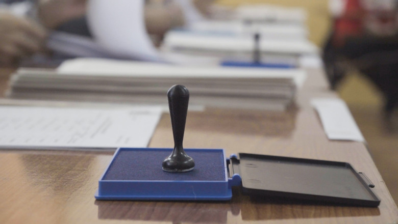 Seful AEP: Au fost organizate 18.968 de sectii de votare si 950 de sectii in strainatate pentru alegerile prezidentiale Imagine