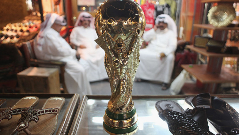 Seful Cupei Mondiale 2022 din Qatar spune ca "moartea este o etapa normala din viata" dupa moartea unui muncitor migrant Imagine