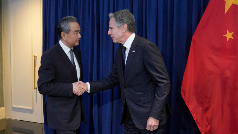 Seful diplomatiei chineze s-a intalnit in Indonezia cu Antony Blinken si Serghei Lavrov Imagine
