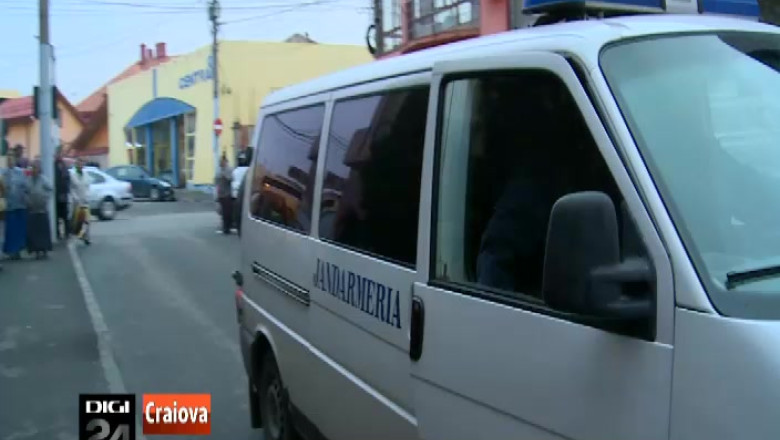 Seful Politiei Locale din Dr. Tr. Severin si oameni de afaceri, suspectati de evaziune fiscala Imagine