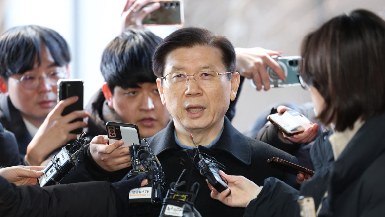 Seful securitatii presedintelui sud-coreean suspendat si-a dat demisia. El a impiedicat arestarea lui Yoon Suk Yeol Imagine