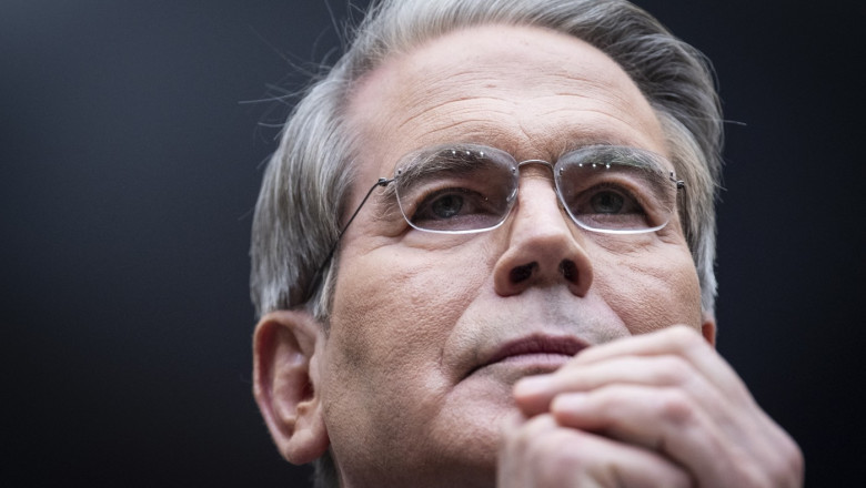 Seful Trezoreriei americane, Scott Bessent critica aspru guvernul de la Beijing: „Vor sa traga pe toata lumea in jos cu ei” Imagine