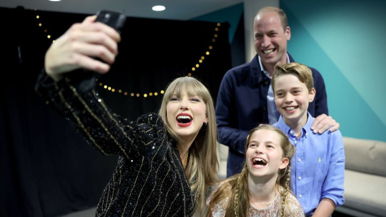 Selfie-ul momentului. Taylor Swift, alaturi de printul William, George si Charlotte Imagine