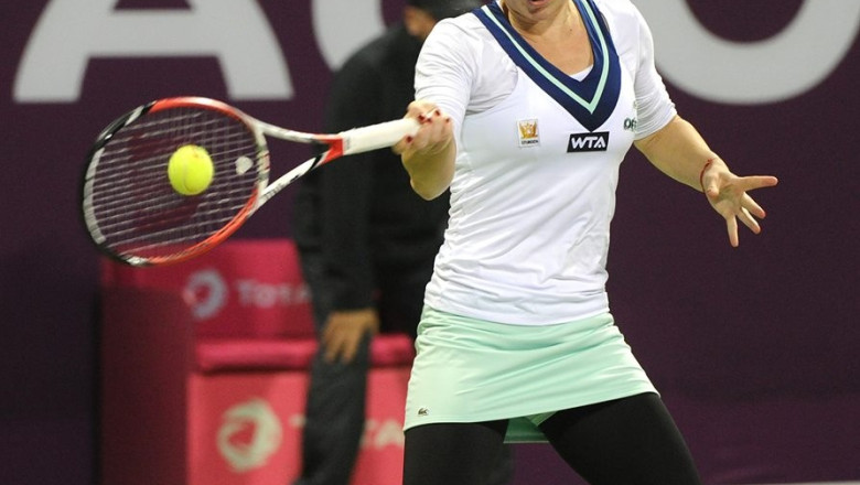 SEMIFINALE LA DOHA. Simona Halep a castigat primul set contra A. Radwanska Imagine