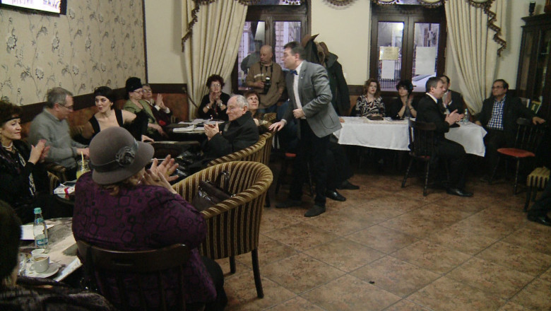 Serata in stilul anilor '20 Imagine