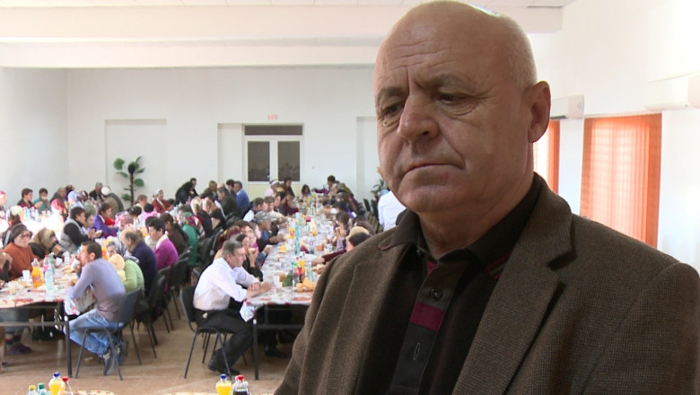 Serbare pe banii primarului. Petrecerea l-a costat 5000 de euro pe edilul din comuna Mihai Viteazu Imagine