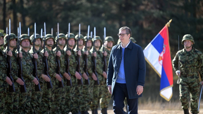 Serbia va cere permisiunea fortelor NATO sa trimita 1.000 de politisti si militari in Kosovo Imagine