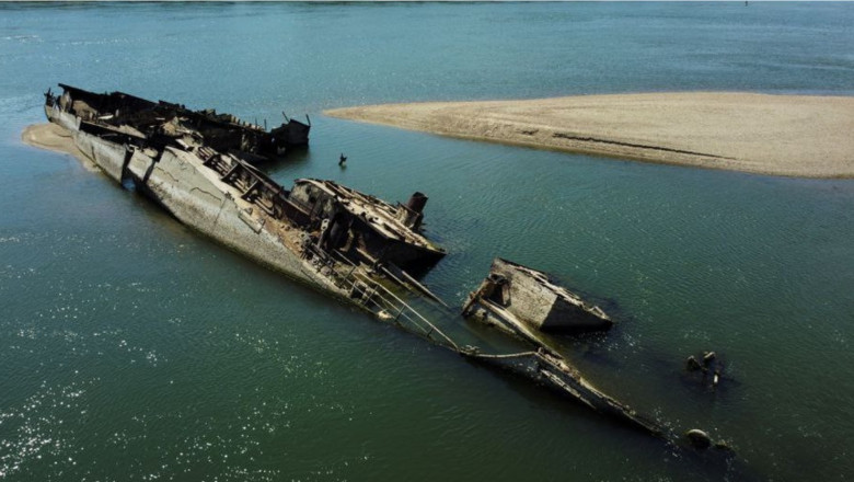 Serbia va incepe ridicarea epavelor germane scufundate in Dunare acum 78 de ani. Unele nave au inca munitie neexplodata Imagine