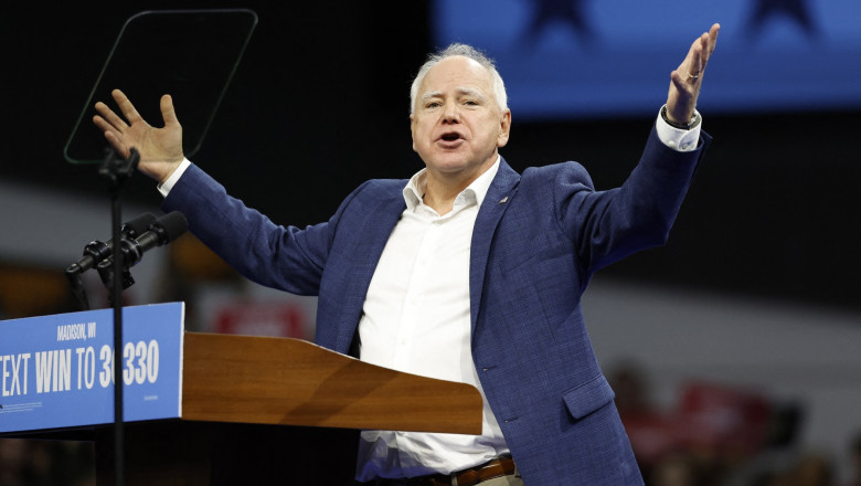 Serviciile secrete americane sustin ca Rusia se afla in spatele dezinformarilor legate de Tim Walz Imagine