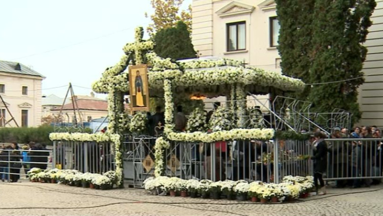 SFANTA PARASCHEVA,OBICEIURI SI TRADITII. Ce nu ai voie sa faci de SFANTA PARASCHEVA?  Imagine