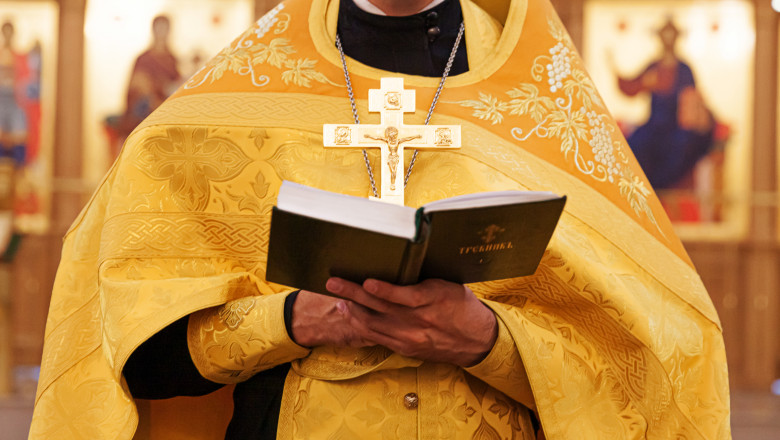 Sfantul Alexandru 2025: Care sunt cele mai importante traditii si obiceiuri pe 30 august. Ce semnifica sarbatoarea cu cruce neagra Imagine